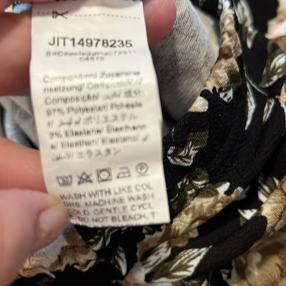 Plus-size Flowered Dress Pants. V-0160 - Picture 4 of 5